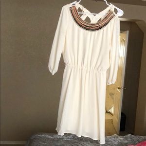 Beautiful cream cut out back Gianna Bini dress